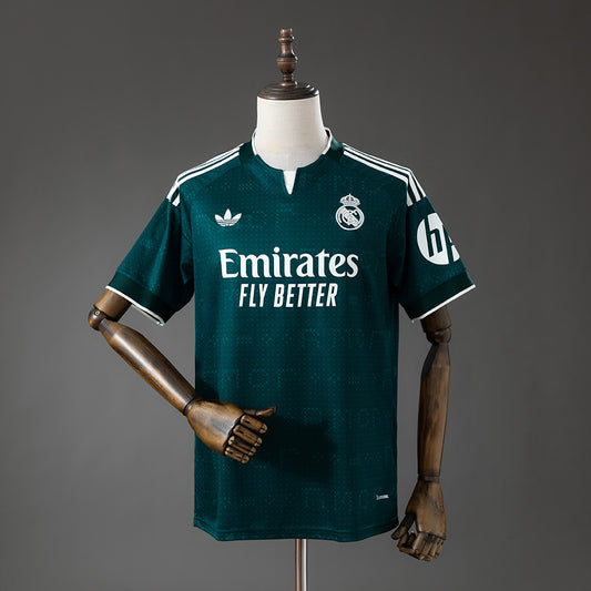 Real Madrid 2026/2027 Away