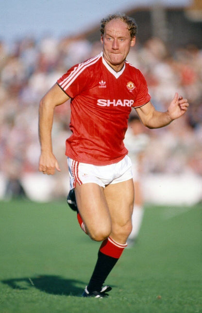 MNCHSTR UTD 1983/84 (Home)