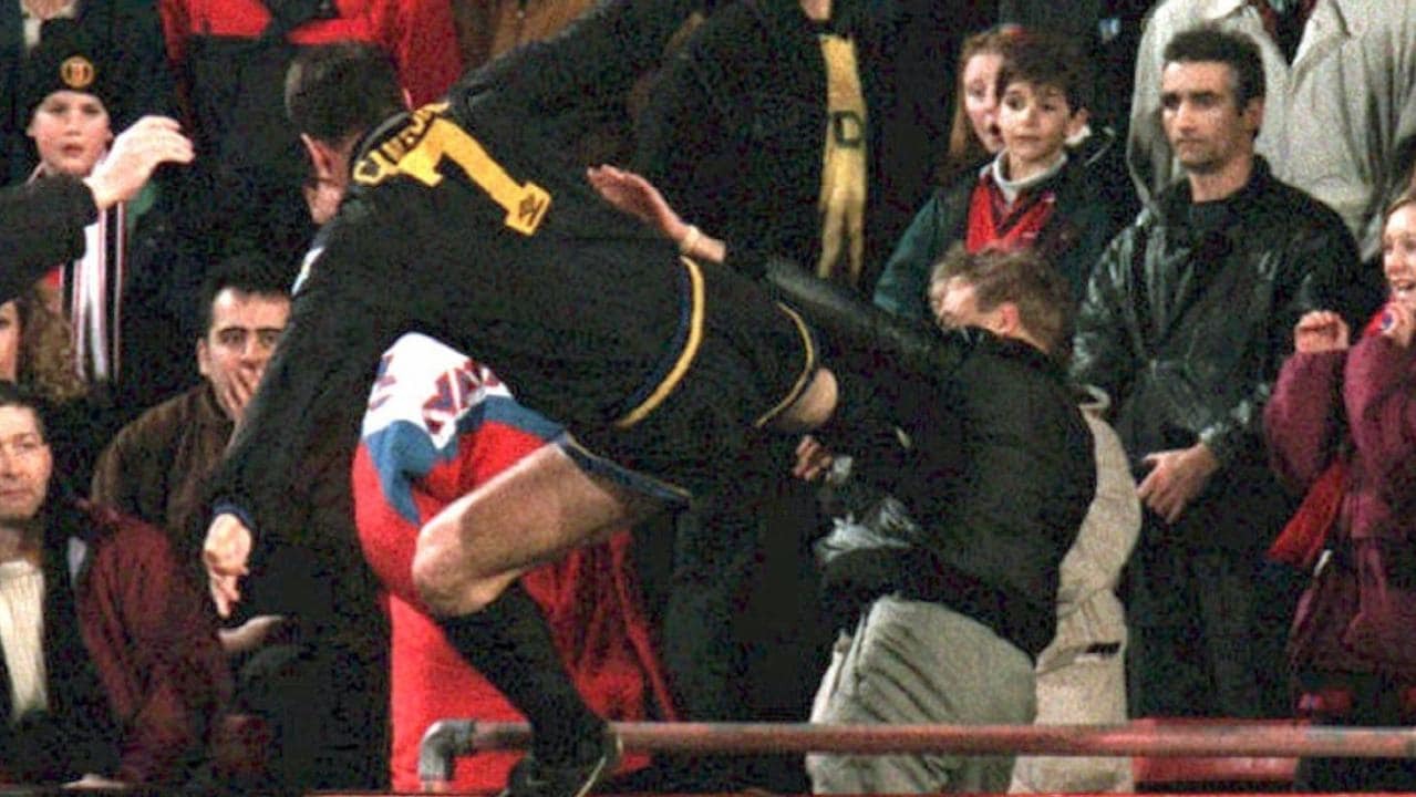 MNCHSTR UTD 1993/94 AWAY X CANTONA